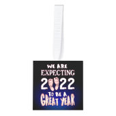 ピンクの足跡が性別を暴く女の子 キューブオーナメント (正面)