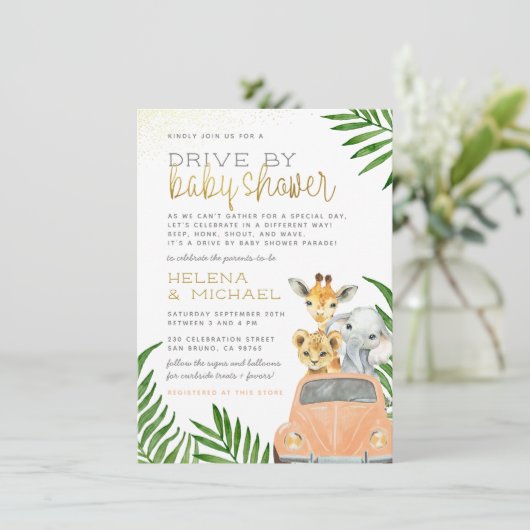 ピンクの車の女の子ベビーシャワーでドライブするサファリ動物 招待状 (スタンド正面)
