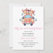 ピンクの車の聖なる牛私たちは双子の赤ちゃんシャワーを持っている 招待状 (正面)