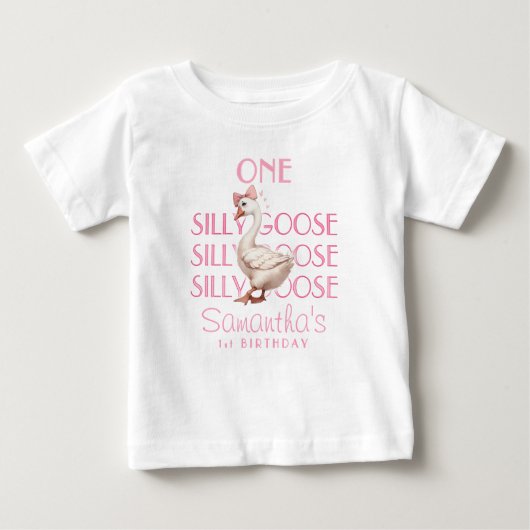 ピンクの軽薄なワン シリー グース ガール 1歳の誕生日 ベビーTシャツ (正面)