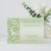 ピンクの返信カード付きグリーンダマスク 出欠カード (スタンド正面)