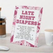 ピンクの迷彩柄パーティー装飾おむつ赤ちゃんシャワー 台座サイン (インサイチュ)