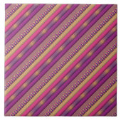 ピンクの部族ストライプの幾何学的パタはっきりしたーン タイル (正面)