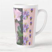 ピンクの野生のバラ花フローラ写真ママ母の日 カフェラテマグ (右)