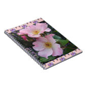 ピンクの野生のバラ花フローラ写真ママ母の日 ノートブック (右側)