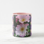 ピンクの野生のバラ花フローラ写真ママ母の日 マグカップ (中央)