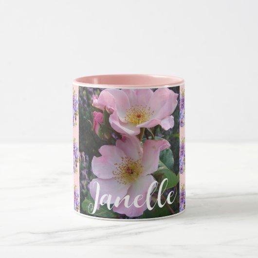 ピンクの野生のバラ花フローラ写真ママ母の日 マグカップ (中央)