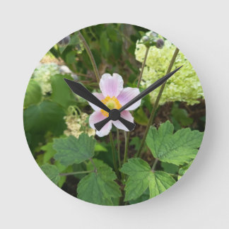 ピンクの野花ウォールクロック|植物の花のインテリア ラウンド壁時計