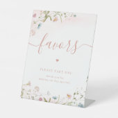 ピンクの野花結婚式の引き出物を一つ取って 台座サイン (正面)