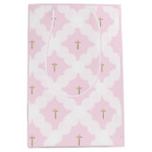 ピンクの金ゴールドエレガントが白いパターンのバプテスマ ミディアムペーパーバッグ (正面)