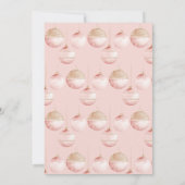 ピンクの金ゴールドオーナメントミニマリストのクリスマスパーティー 招待状 (裏面)