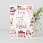 ピンクの金ゴールドカップケーキツースウィート2nd誕生日招待状 招待状 (スタンド正面)