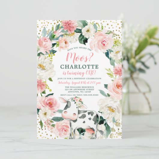 ピンクの金ゴールドフローラガールガール牛の最初の誕生日 招待状 (スタンド正面)