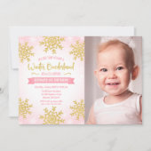 ピンクの金ゴールド冬ワンダーランドの最初の誕生日フォト 招待状 (正面)