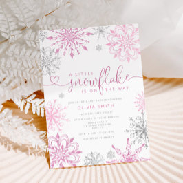 ピンクの銀色の小さなスノーフレークの女の子の赤ちゃんシャワー 招待状