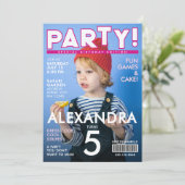 ピンクの雑誌の表紙 キッズ エディトリアル ニュース 写真 招待状 (スタンド正面)