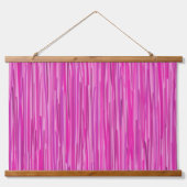 ピンクの雨の垂直アストライプのート 吊り下げ型タペストリー (正面)