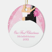 ピンクの雪のかけら「初めてのクリスマス」 セラミックオーナメント (左)