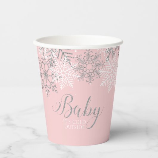 ピンクの雪の結晶ベビーシャワー Baby its Cold Outside 紙コップ (正面)