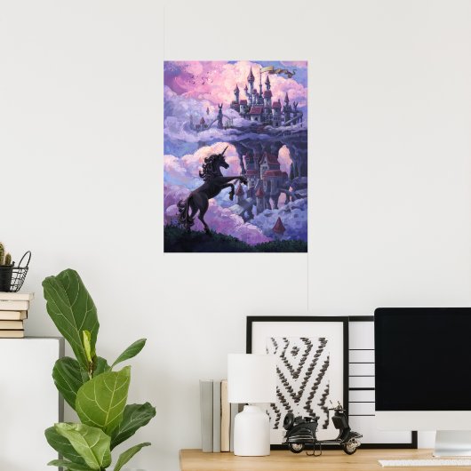 ピンクの雲に囲まれたユニコーンシルエットと城 ポスター (ホームオフィス)