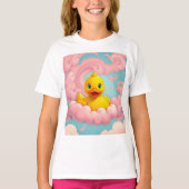 ピンクの雲の上の可愛いアヒルの子 誕生日  Tシャツ (正面)