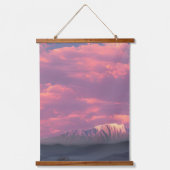 ピンクの雲の海 吊り下げ型タペストリー (正面)