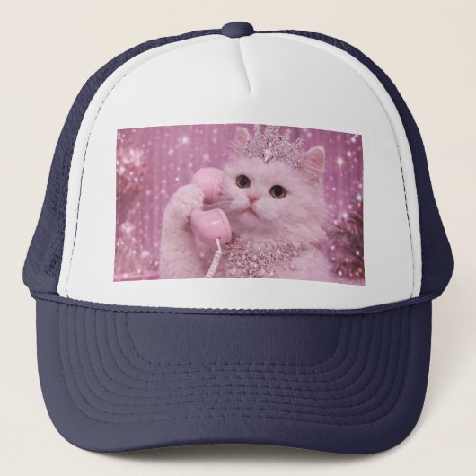 ピンクの電話を使うゴージャスなプリンセス猫 キャップ (正面)
