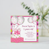 ピンクの風船とプレゼントの女の子の3歳の誕生日パーティー 招待状 (スタンド正面)