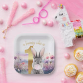 ピンクの風船ガムを膨らますウサギの1歳の誕生日 ペーパープレート (パーティー)