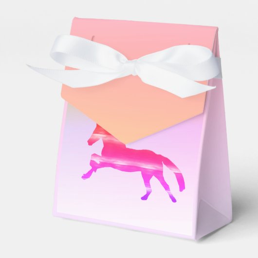 ピンクの馬 フェイバーボックス (正面サイド)
