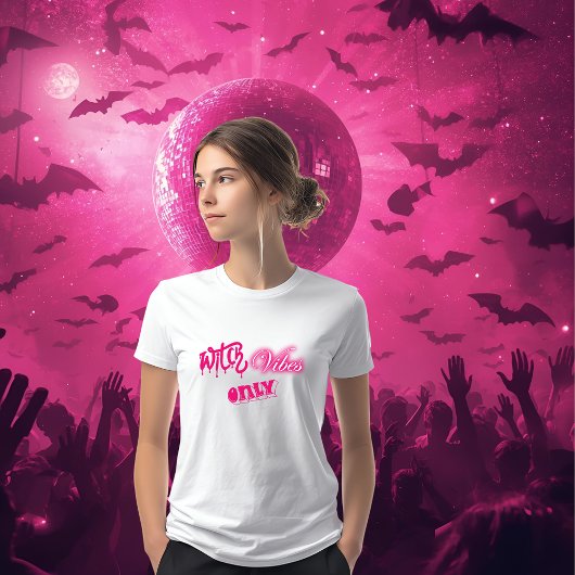 ピンクの魔女は、唯一のハロウィーンのタイポグラフィ女性を振動 トライブレンドＴシャツ