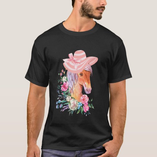 ピンクの麦わら帽子をかぶった競走馬 女性の競馬 Tシャツ (正面)