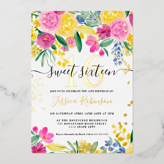 ピンクの黄色の明るいフローラ金ゴールドスクリプトSweet 16 箔招待状 (正面)