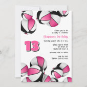 ピンクの黒いバスケットボール女の子スポーツ誕生日 招待状 (正面)