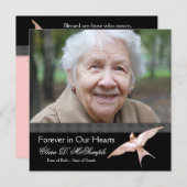 ピンクの黒い鳩の女性写真の葬儀のお知らせ 招待状 (正面/裏面)