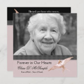 ピンクの黒い鳩の女性写真の葬儀のお知らせ 招待状 (正面/裏面)