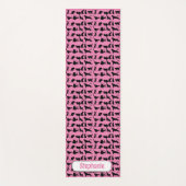 ピンクの黒猫のシルエットパターン ヨガマット (正面)