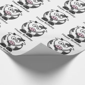 ピンクの鼻のハッピーバースデーのおもしろいな漫画牛 ラッピングペーパー (角)