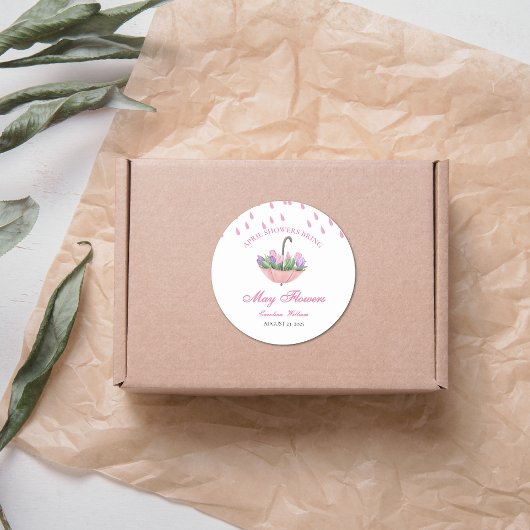 ピンクの4月シャワーが5月花の赤ちゃんシャワーをもたらす ラウンドシール