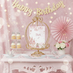 ピンクの4歳王女の城の誕生日パーティー テーブルナンバー