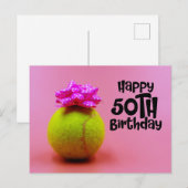 ピンクの50歳の誕生日の文字の入ったテニスボール ポストカード (正面/裏面)