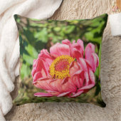 ピンクの《植物》百日草と黄色の中心 クッション (ブランケット)