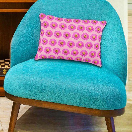 ピンクの《植物》百日草花の継ぎ目のないパターン アクセントクッション