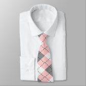 ピンクの、灰色および白くアーガイル柄のなネクタイ ネクタイ (タイ)