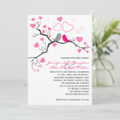 ピンクの、灰色の仲の良い恋人同士及びハートの結婚式招待状 招待状 (スタンド正面)