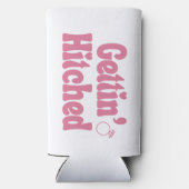 ピンクの"Gettin' Hitched"バチェロレッテ スリム缶クーラー (裏面)