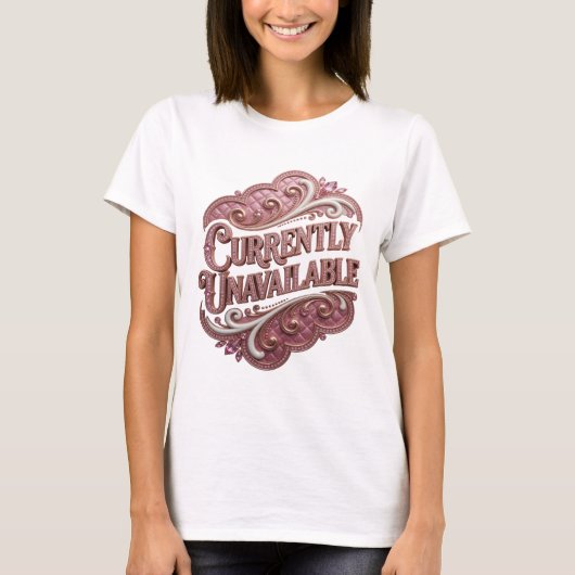 ピンクのCatchy CURRENTLY UNAVAILABLE Tee Tシャツ (正面)