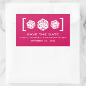 ピンクのD20サイコロ ゲーマー向け Save the Date ステッカー (バッグ)