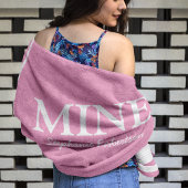 ピンクの'MINE'ペアアイテム 名前入り ビーチタオル