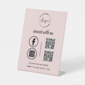 ピンクのQR Connect With Usビジネスロゴソーシャルメディア 台座サイン (正面)